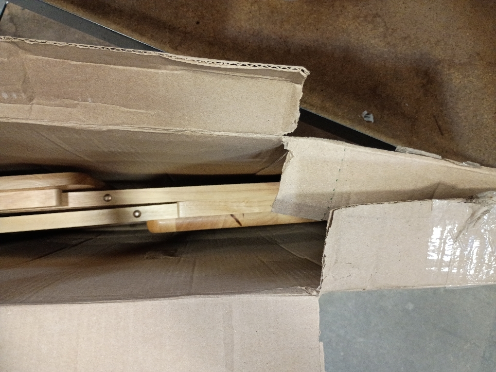 Convenient Foldable TV Tray Table – Ideal for Indoor Use in Small Spaces, Crafted with Durable for Enhanced Stability, Features a Space-Saving Design