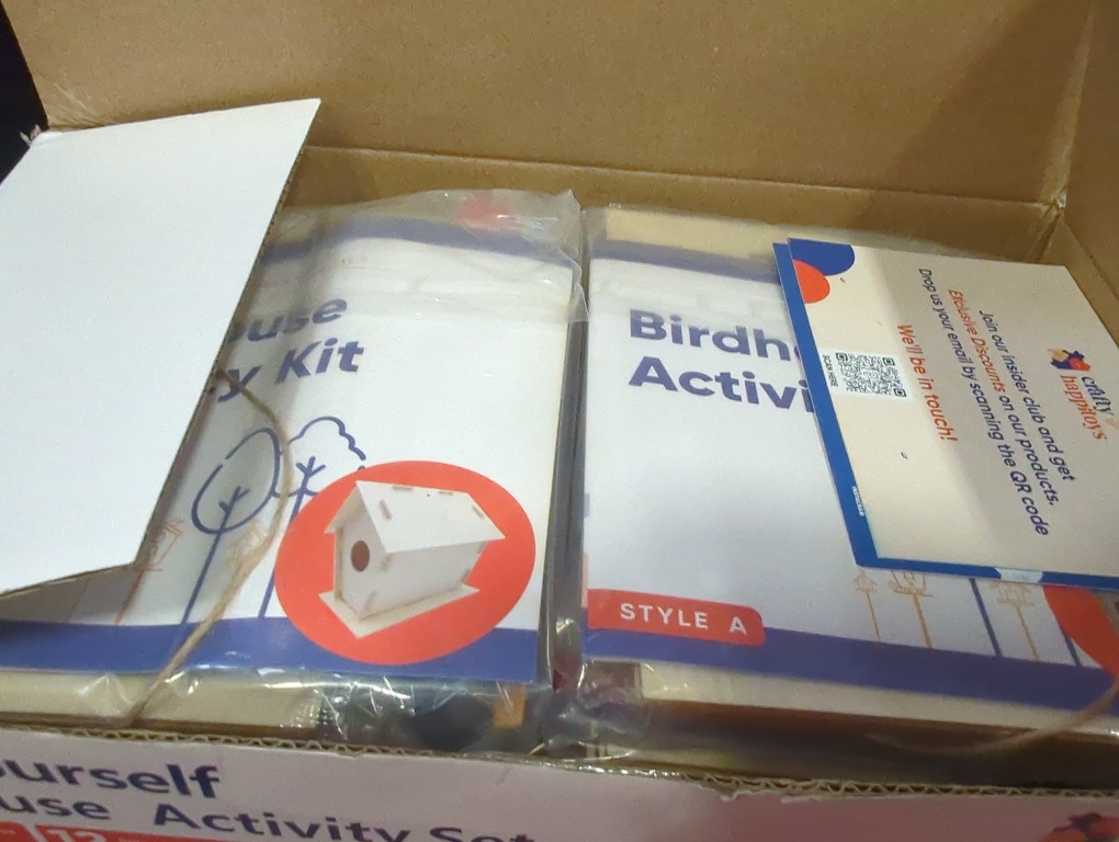 12 DIY Bird House Kits For Children to Build - Wood Birdhouse for Kids to Paint - Unfinished Bird Houses for Kids - Wood Craft Project Kits - Wooden Arts & Craft for Girls & Boys - Classroom Activity