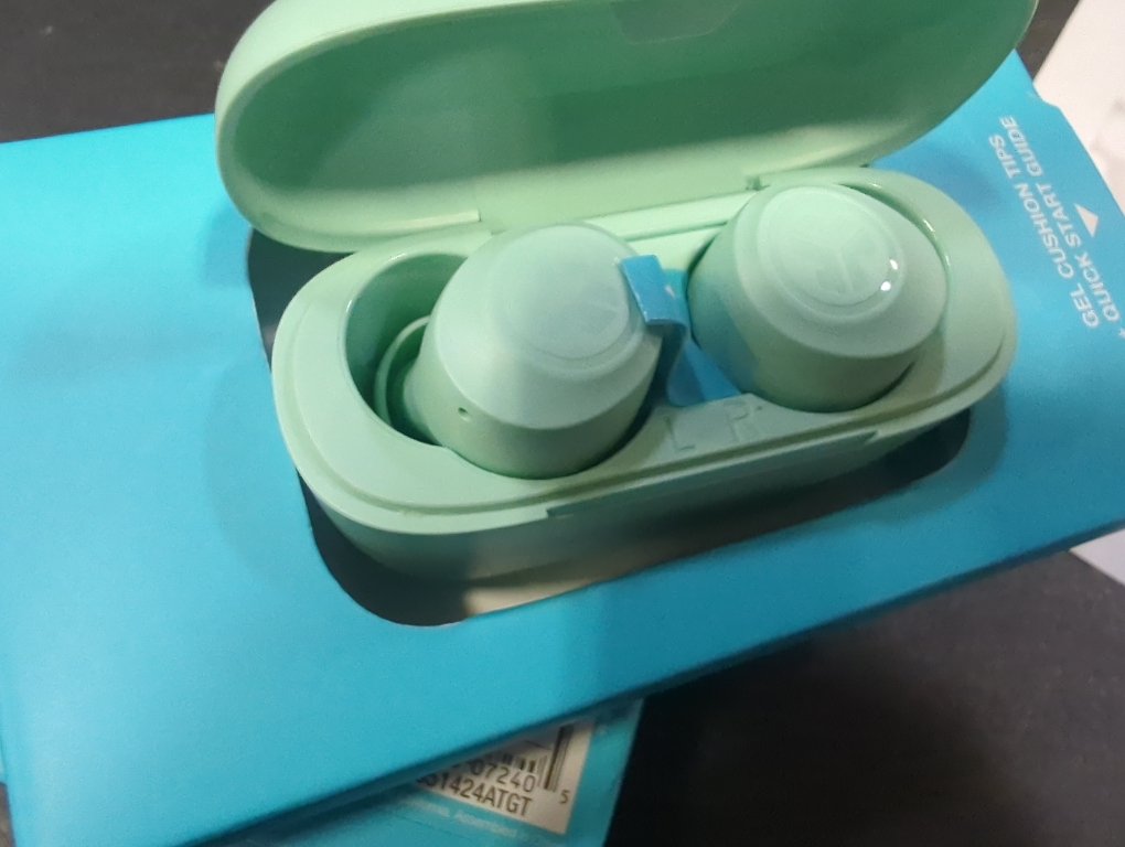 Color mint JLab Go Air Pop True Wireless Bluetooth Earbuds - Mint