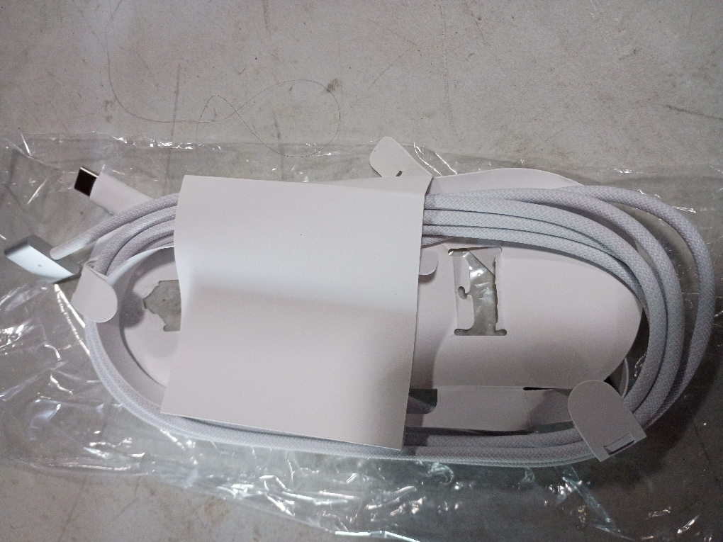 Apple USB-C to Magsafe 3 Cable (2 m)
