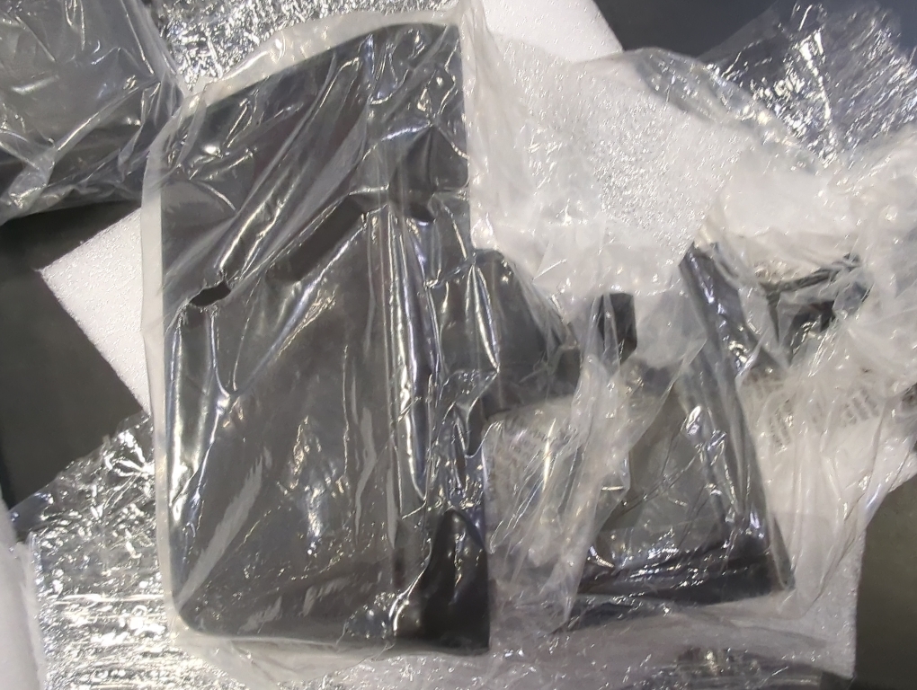 BIRDROCK HOME 4pk Flat Top Holiday Stocking Holder for Mantle | Black Finish with Non-Scratch Base | Fireplace Hook for Christmas Stockings Decor