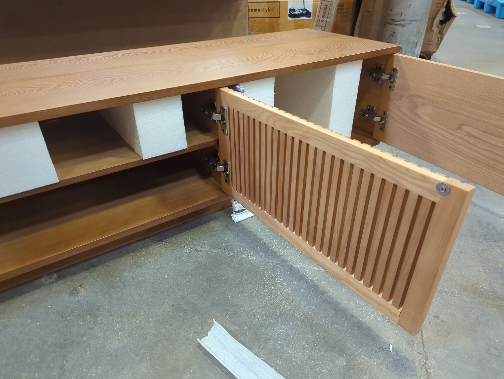 Wooden 4 Door Entertainment Center With Push In Doors