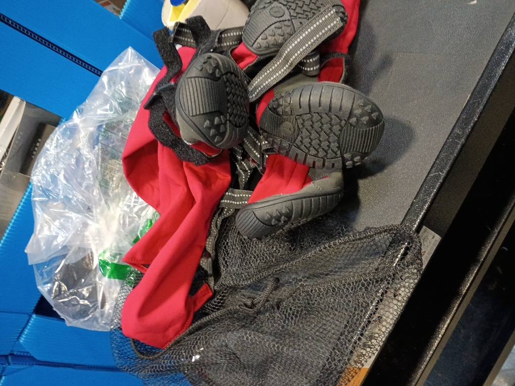 Idepet Dog Suspender Boots, Tall Dog Boots Anti-Slip & Fall Waterproof Shoes Leggings, Adjustable Suspender Boots for Winter Snow Rain Hiking Paws Protector (Red, 7)