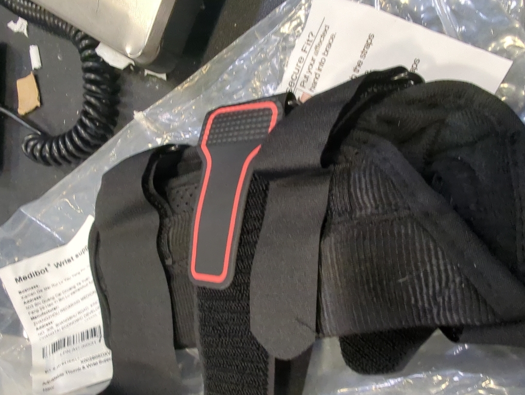 Wrist Brace & Thumb Spica Splint, for De Quervain's Tenosynovitis, Tendonitis, Carpal Tunnel & Arthritis Wrist Support Thumb Splint (Right Hand - Medium)