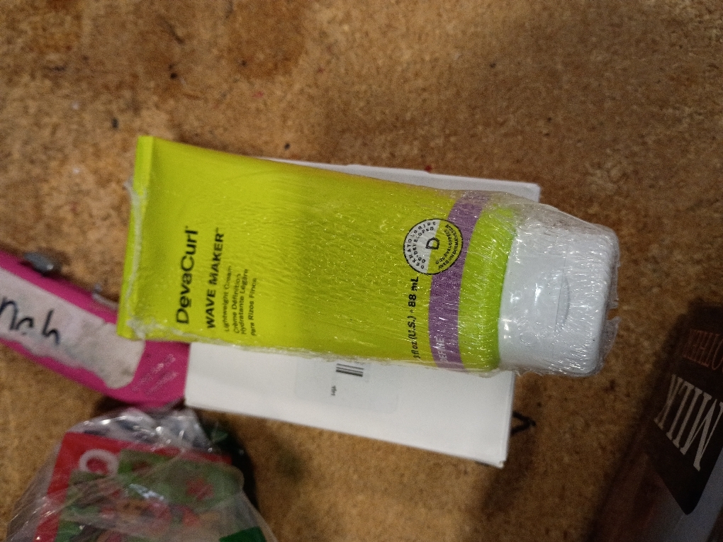 DevaCurl Wave Maker Lightweight Moisturizing Definer | Hydrates and Smooths Curls | Tames Frizz Up To 48 hours