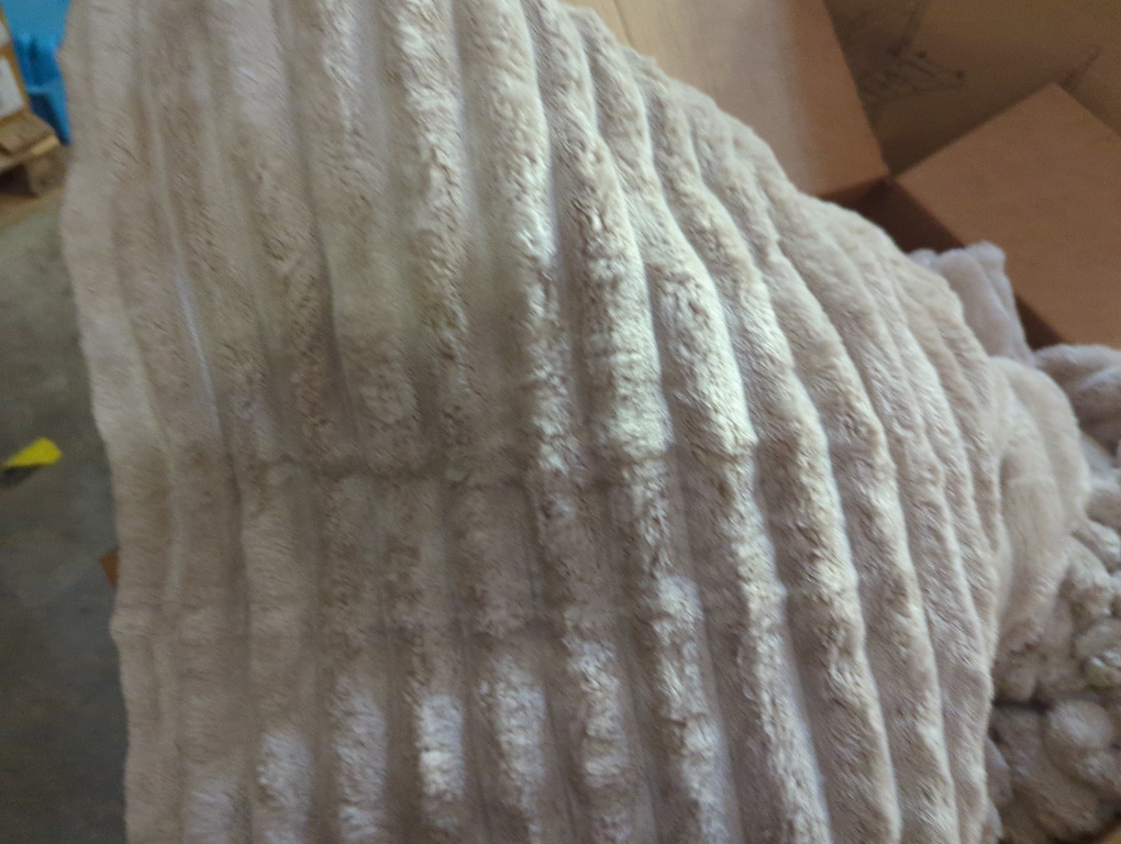 BEDELITE Large Fleece Throw Blanket for Couch  Soft & Warm Fluffy Beige Blanket, Decorative and Giftable Striped Blankets for Women, Men,