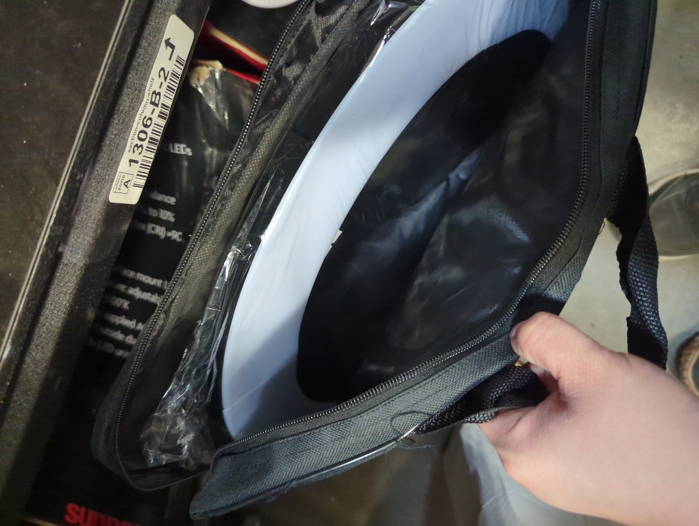 Sunpak - LED 448 19 Bi-Color Ring Light Kit - Black