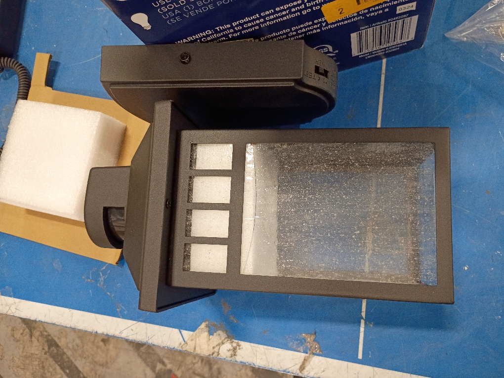 Harbor Breeze 1-Light 11.5-in Black Motion Sensor Outdoor Wall Light