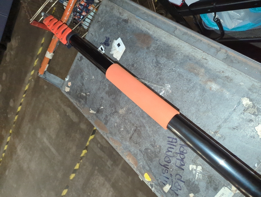 Telescoping Extension Pole, Reach to 26FT Telescoping Pole Multi-Purpose 5-20FT Lightweight, Sturdy with Universal Twist-on Metal Tip Extendable for Dusting Painting Window Cleaning