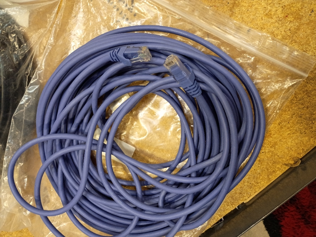 CableCreation 20 Feet CAT 5e Ethernet Patch Cable, RJ45 Computer Network Cord, Cat5/Cat5e/Cat6 LAN Cable UTP 24AWG 100% Copper Wire for PC, Mac, Laptop, PS3, PS4, Xbox, 6.1m, Blue