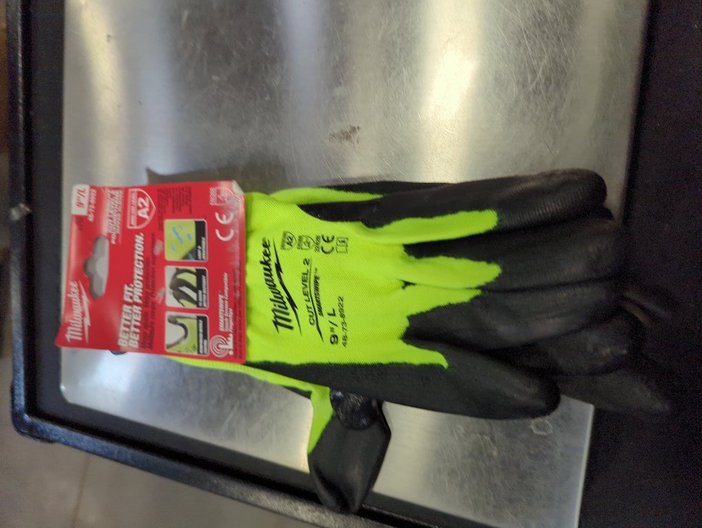 Milwaukee Electric - 1 Pair HIGH Visibility Cut Level 2 Polyurethane D