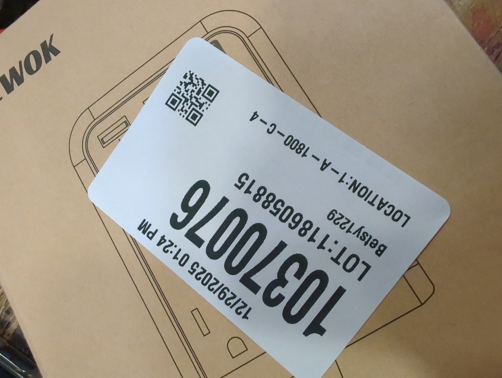 Short Power Strip 2FT - Flat Wall Extension Cord with 4AC Outlet and 3 USB Ports(1 Type C), Multi Plug Outlet Extender Small Surge Protector for Home Office Dorm, White