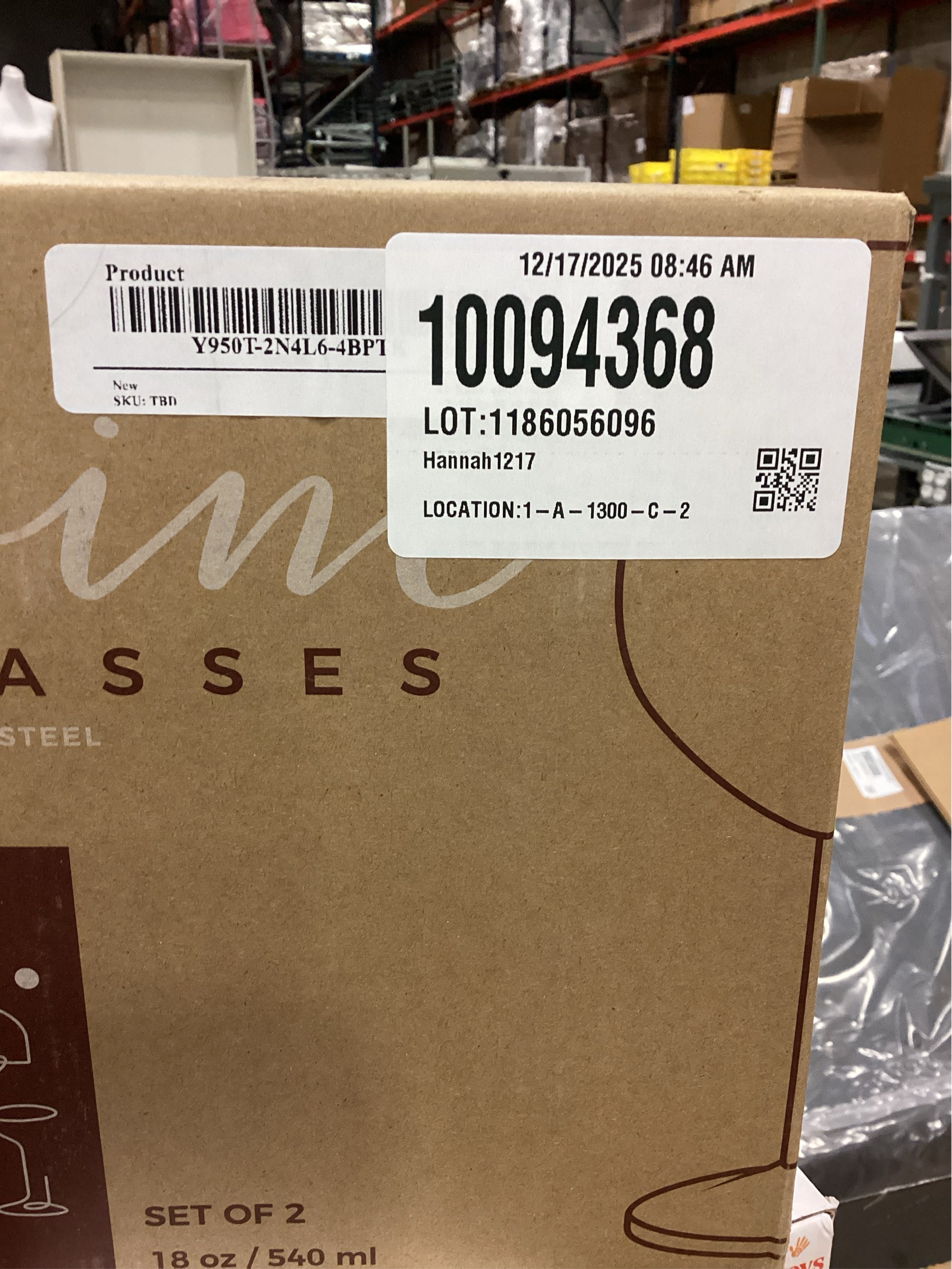 Gusto Nostro Stainless Steel Wine Glass - 18 oz Unbreakable Gold Wine Glasses for Travel, Camping and Pool - Fancy, Unique and Cute Portable Metal Wine Glass for Outdoor Events, Picnics (Set of 2)