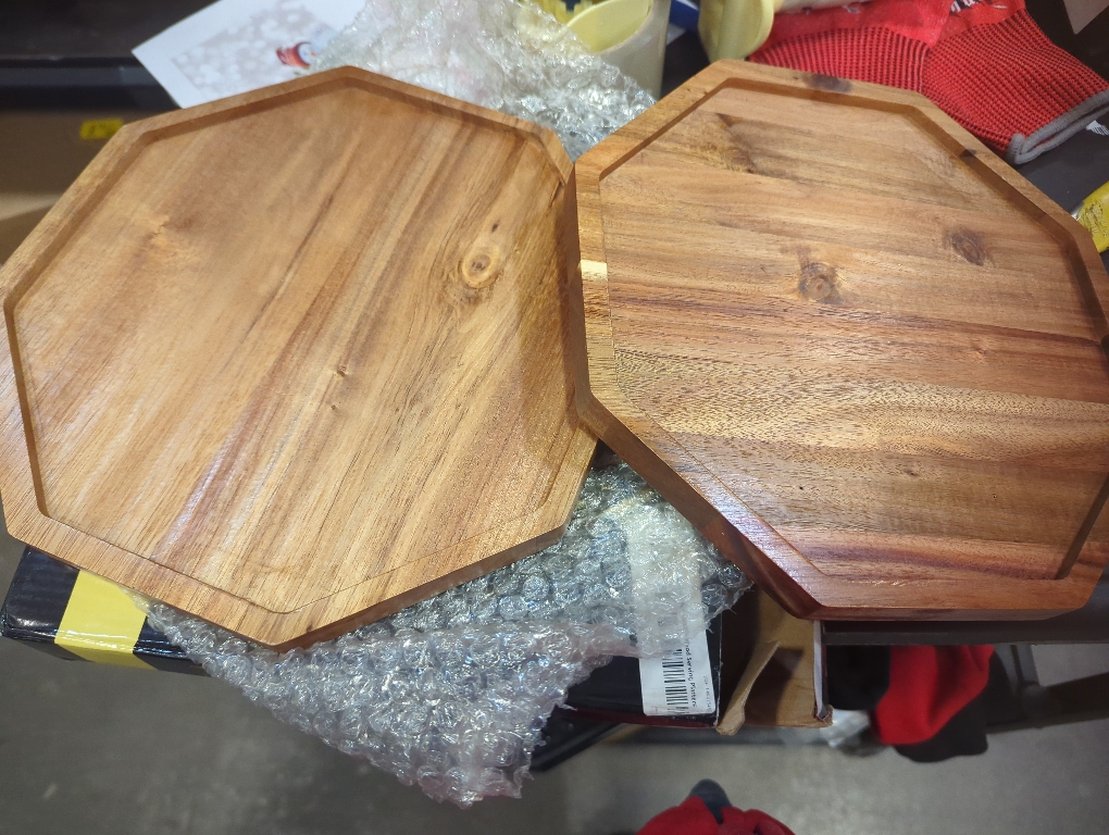 Set of 2 Size 10x10 GloBoid Wood Charger Plates & Trays, Wooden Tray For Food & Decor, Wooden Serving Board & Platter, 10’ x 10' Wood Tray & Serving Platters, Acacia Wood Plate Set of 2