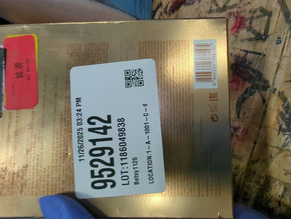 Holika Holika Brightening Serum for Dry and Sensitive Skin in Ampoule Honey Royal Lactin ™ (Propolis Ampoule) 30 Ml