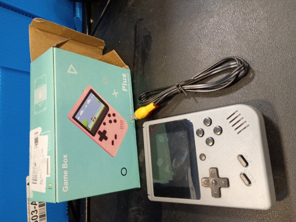 Retro Handheld Games Console Built-in 400 Video Games, Portable Handheld Emulator with 3.0 Inch Screen, Mini Travel Retro Gaming Consle (Gray)