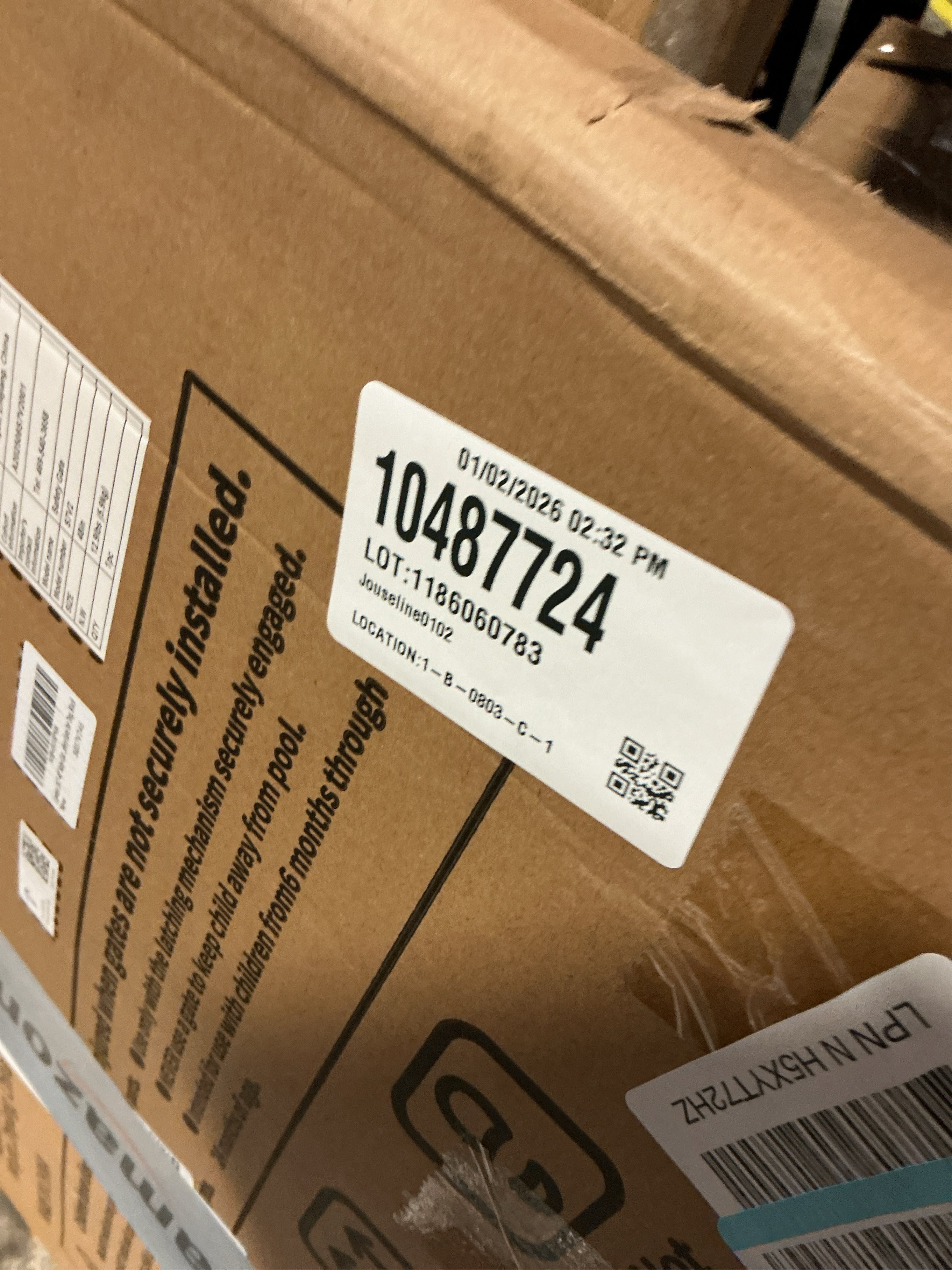 Cumbor 29.7-48 Baby Gate for Stairs, Mom's Choice Awards Winner-Dog Gate for Doorways, Auto Close Safety Pet Gate for Dogs Indoor, Easy Install Pressure Mounted Child Gate with Walk Thru Door, Black