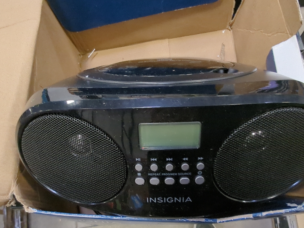 Insignia - CD Boombox with AM/FM Tuner - Black