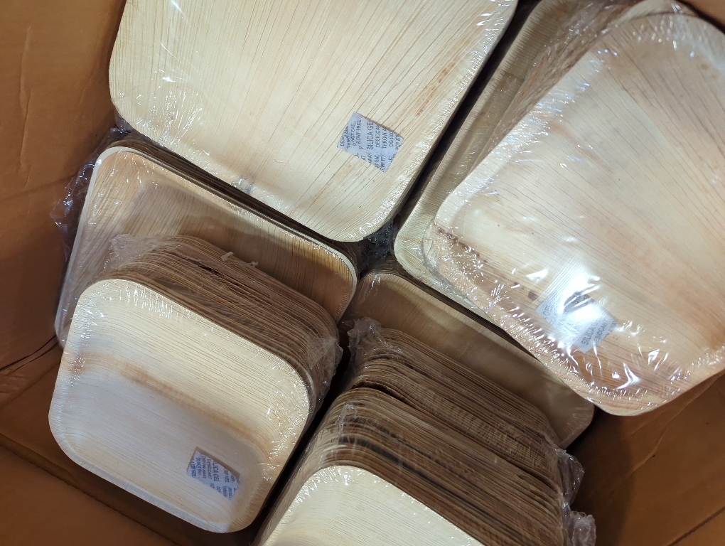 Square 6 inch Bamboo Leaf Plates 50 plates 2pack  one small and one big ‼️