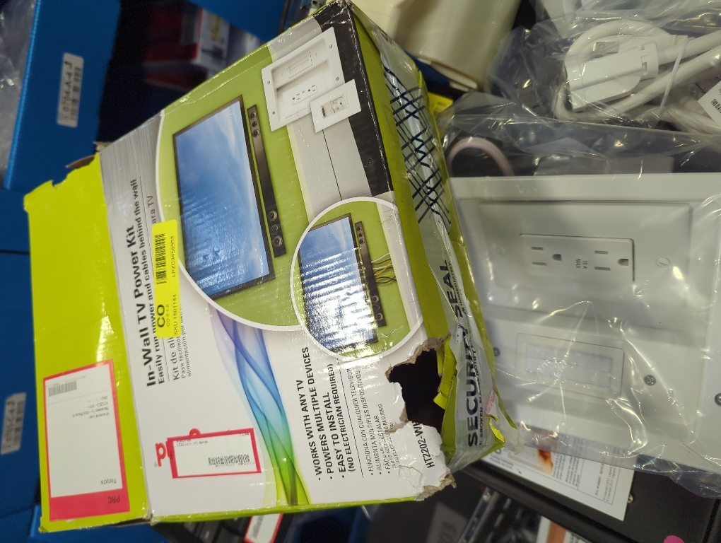 Legrand Wiremold In Wall TV Power Kit White (HT2202WHV1)