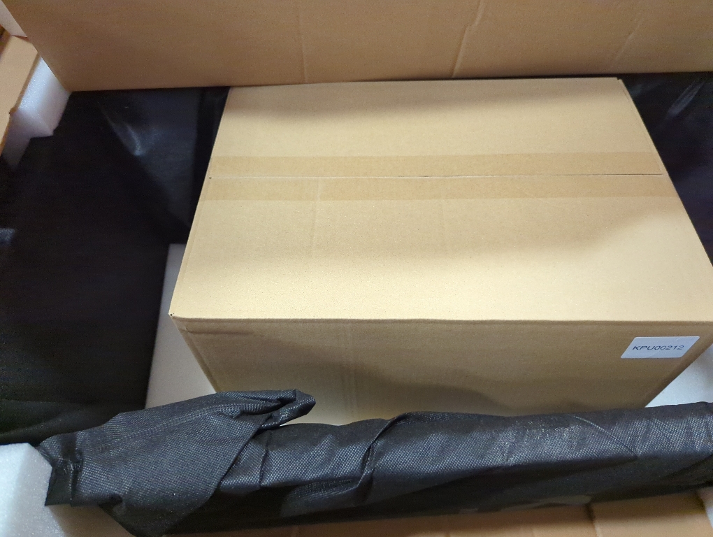 KRAUS Kore 32-Inch Undermount Workstation 16 Gauge Single Bowl Stainless Steel Kitchen Sink with Accessories, KWU110-32