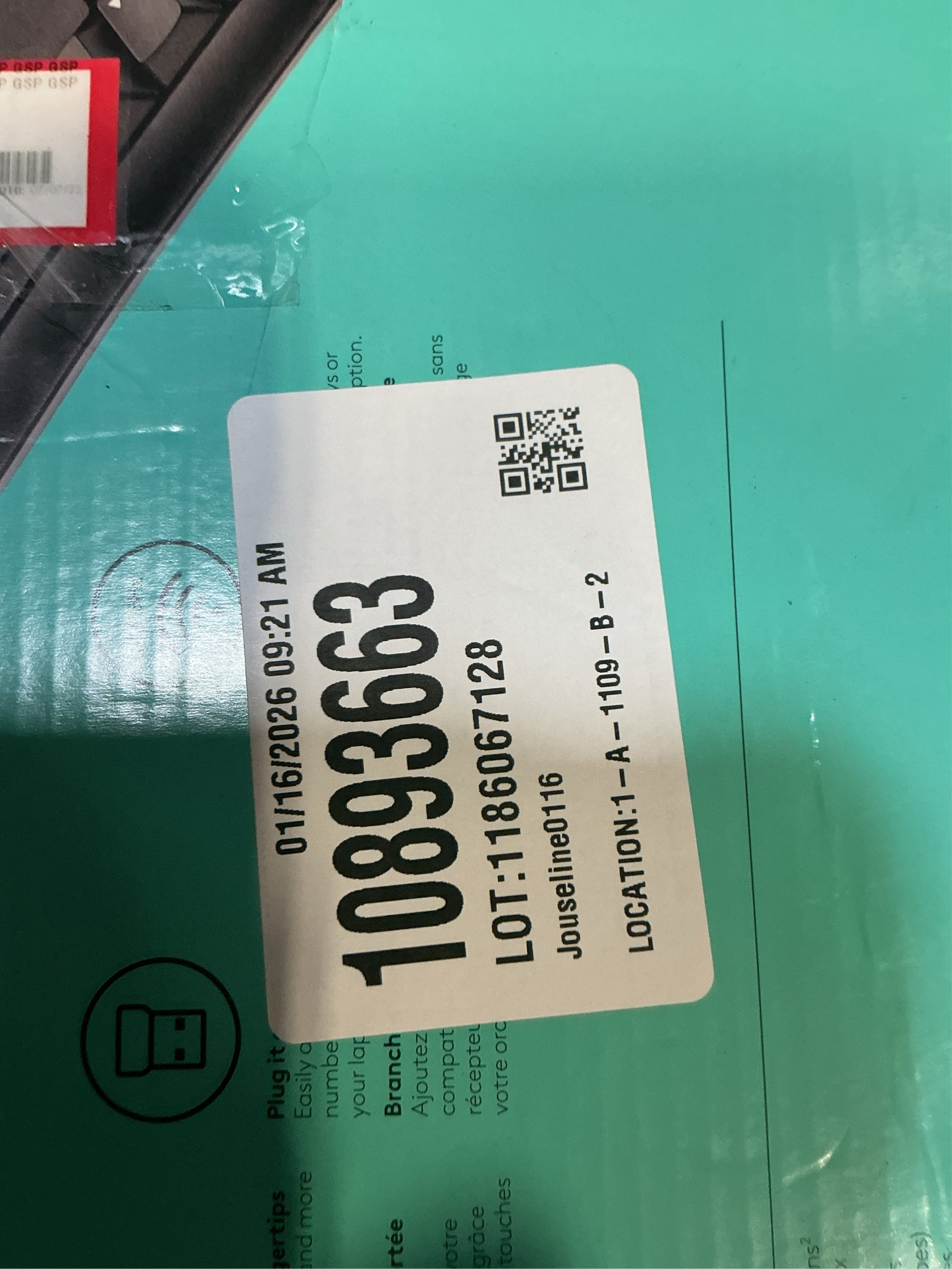 LOGITECH Keyboard: USB Connection, Black, 17 3/8 in Lg, Ergonomic Design