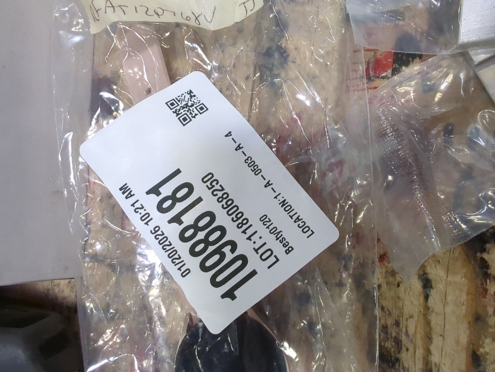 SAMSUNG Galaxy Watch 5 40mm Bluetooth Smartwatch w/Body, Health, Fitness and Sleep Tracker, Sapphire Crystal Glass, Enhanced GPS Tracking, US Version, Pink Gold Bezel w/Pink Band (Renewed)