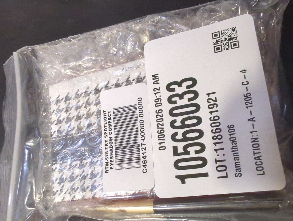 Ready to Wear New York Spotlight Eyeshadow Collection Sultry pallette