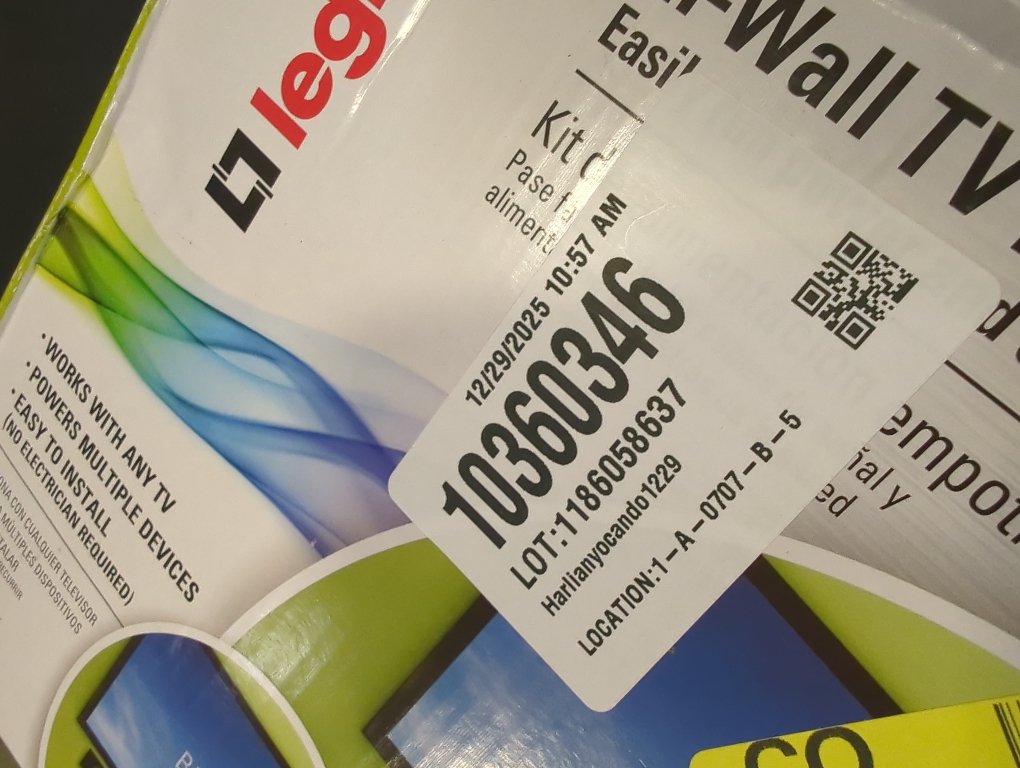 Legrand On-Q 4-27/64-in x 10-in PVC White Flat Screen Tv Kit