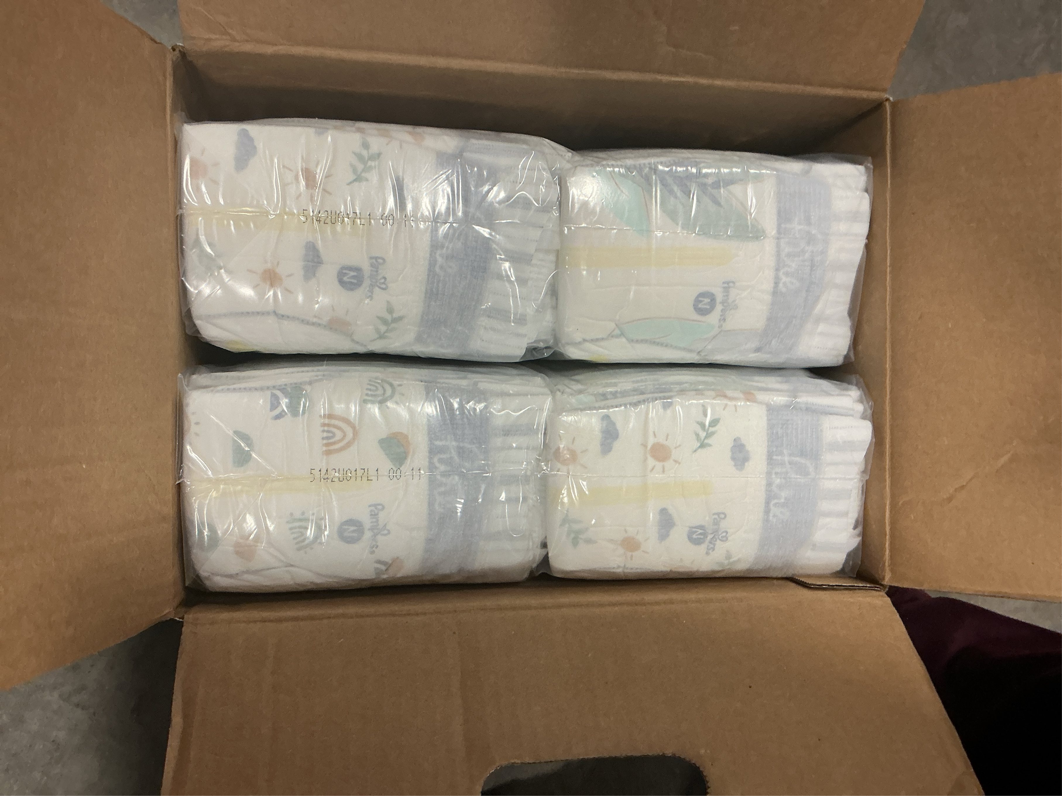 Pampers Pure Protection Diapers Enormous Pack - Newborn - 128ct