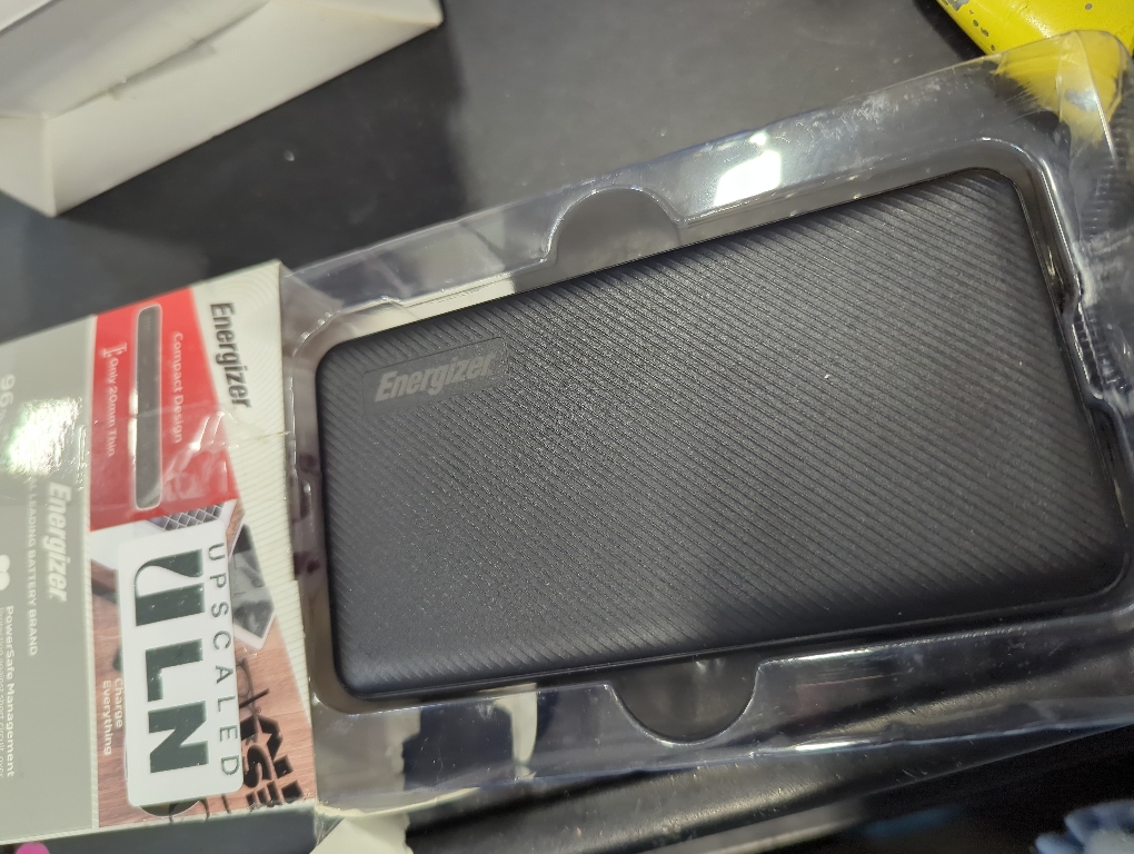 Energizer - MAX 15,000mAh Ultra-Slim High Speed Universal Portable Charger for Apple, Android, Google, Samsung & USB Enabled Devices - Black