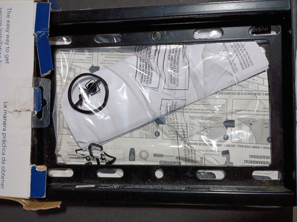 Insignia 19-39 Low-Profile TV Mount