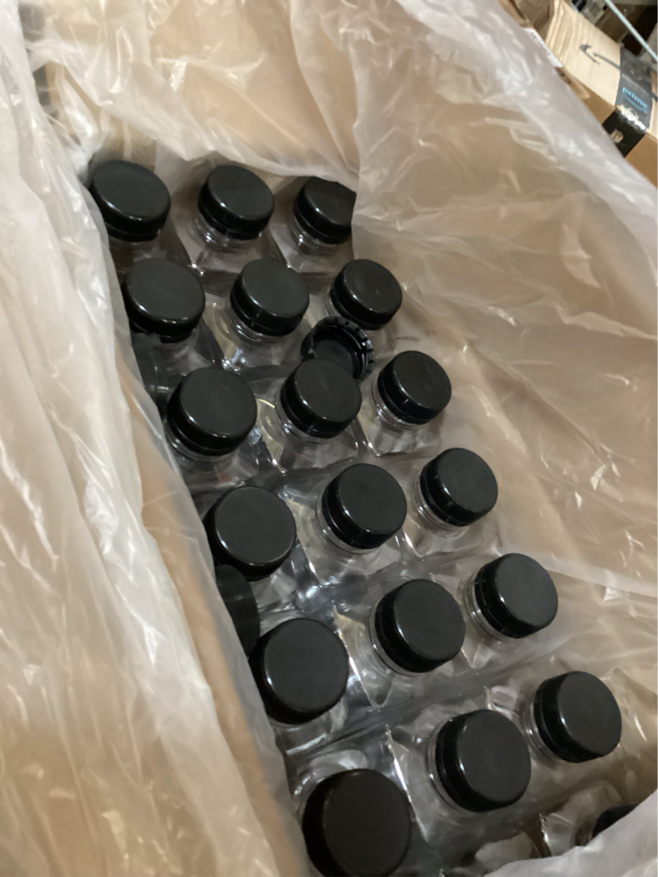 Holotap 42Pcs 16Oz Plastic Juice Bottles with Caps, Empty Plastic Bottles for Juicing,16Oz Juicing Containers with Tamper Evident Caps Ideal for Water and Other Beverages (Black, 16 OZ)