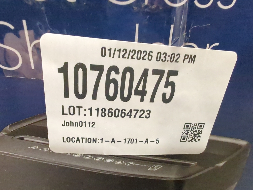 Insignia™ - 6-Sheet Crosscut Shredder - Black