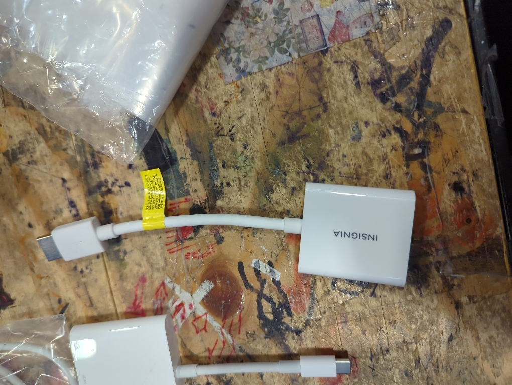 Insignia USB Type-C-to-HDMI Adapter - White - Model: NS-PU369CH-WH