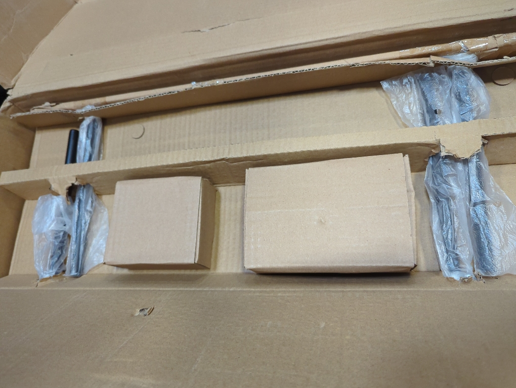 Hungsmart- 4 X 22 Inch Heavy Duty Floating Shelf Bracket - Long Wall Shelves Support Hidden Floating Shelf Hardware Black Shelf Brackets Perfect for K