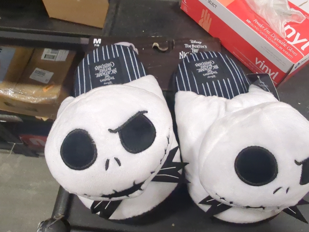 Size M 7-8 Color Black Disney Men's Nightmare Before Christmas Slippers - Jack Skellington