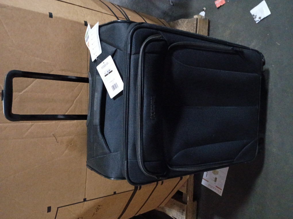 American Tourister Phenom 28 Softside Spinner Suitcase - Black