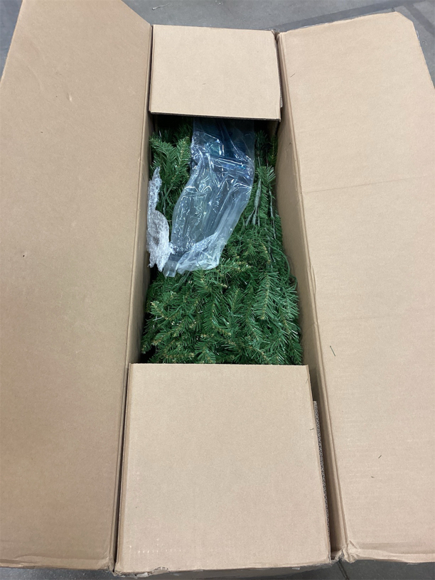 6ft Full Body Unlit Artificial Christmas Tree, Realistic Dense Pine with 1,000 Branch Tips, Hinged Easy Assembly & Stable Base, Perfect for Holiday Ornaments