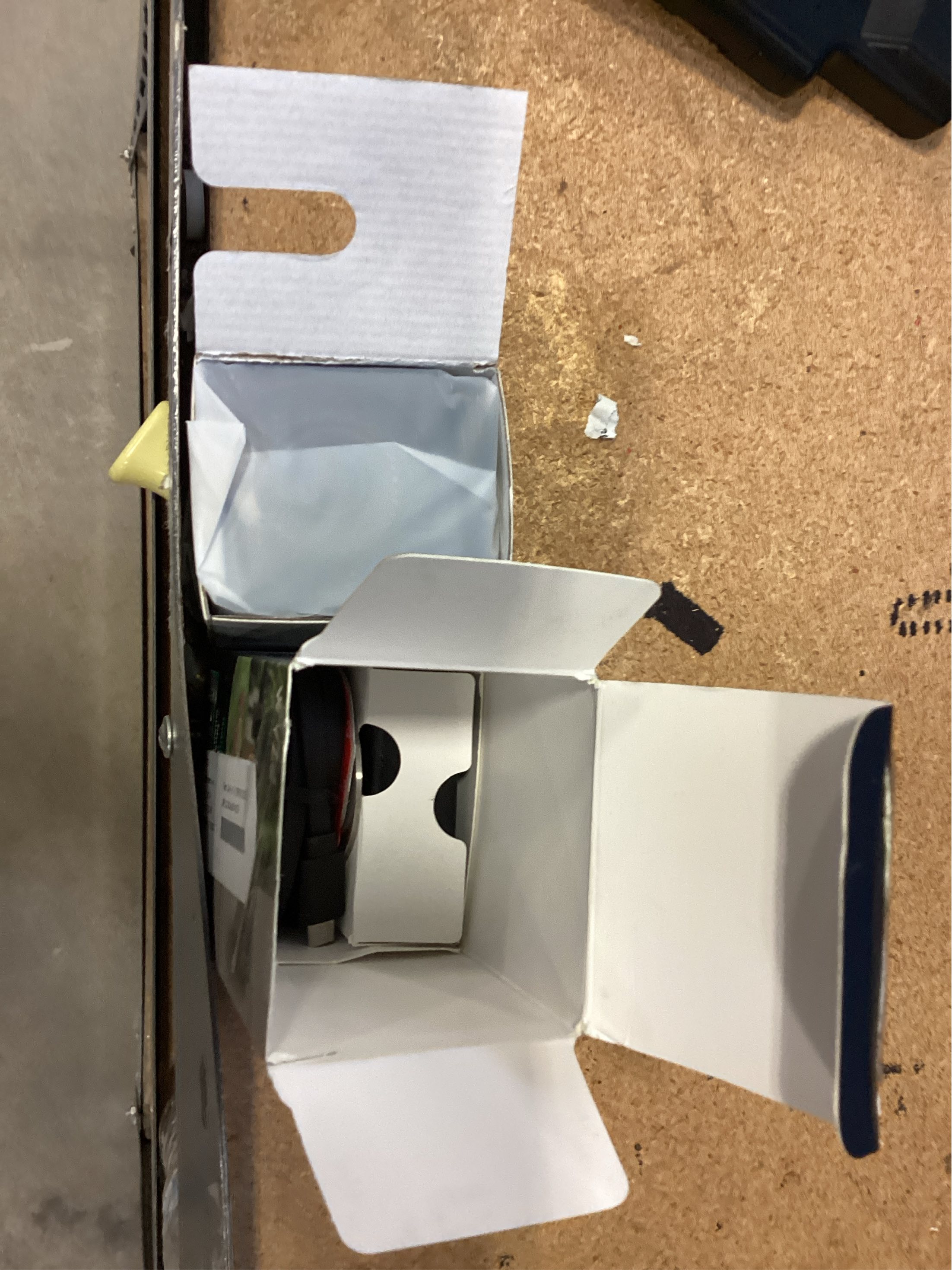 Wyze Cam V4 Plug-in Indoor and Outdoor Smart-Enabled Security Camera