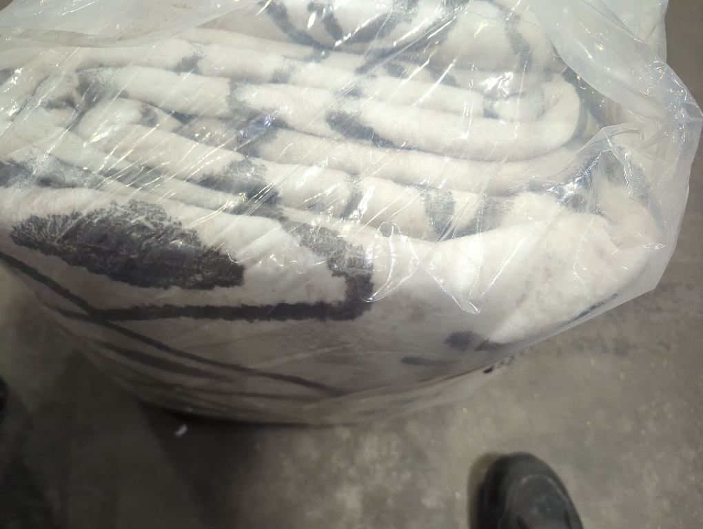 Area Rug Color White Rug Machine Washable Non-Slip Low Pile Print Pattern Western Rug for Living Room Bedroom Entryway Tribal Series -Navywhite/Black