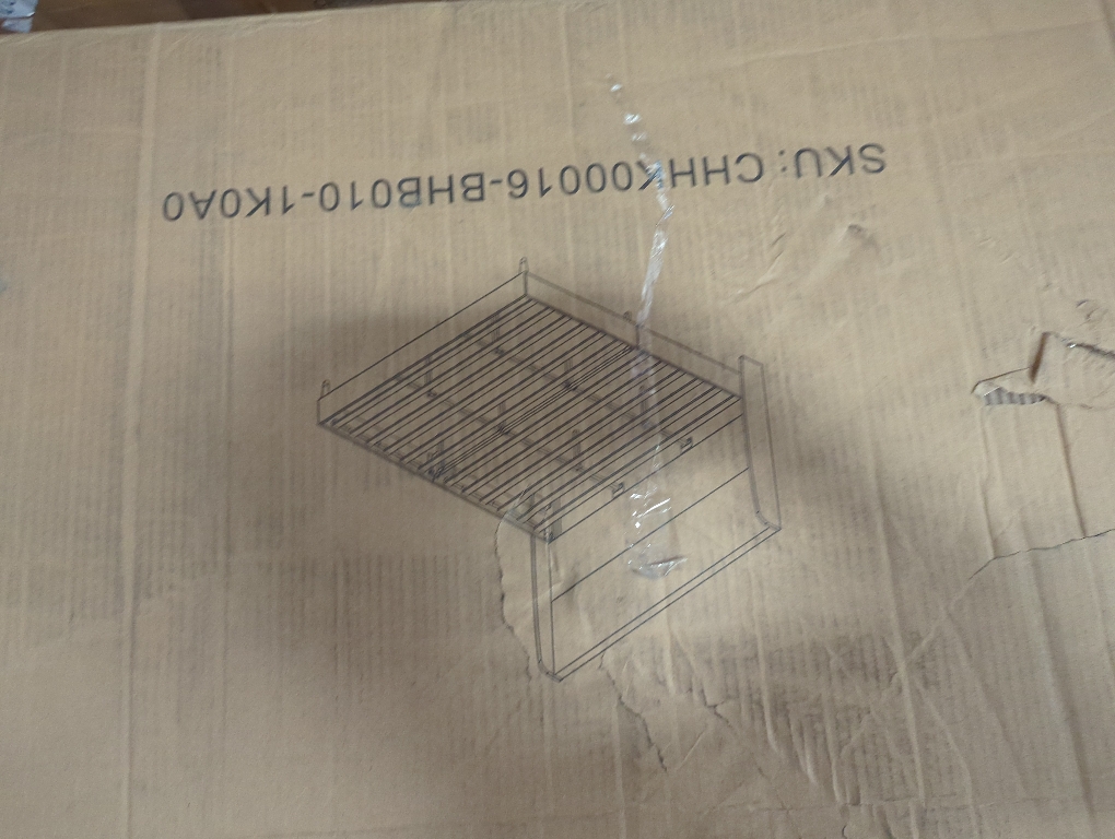 Belo Upholstered King Platform White Bed