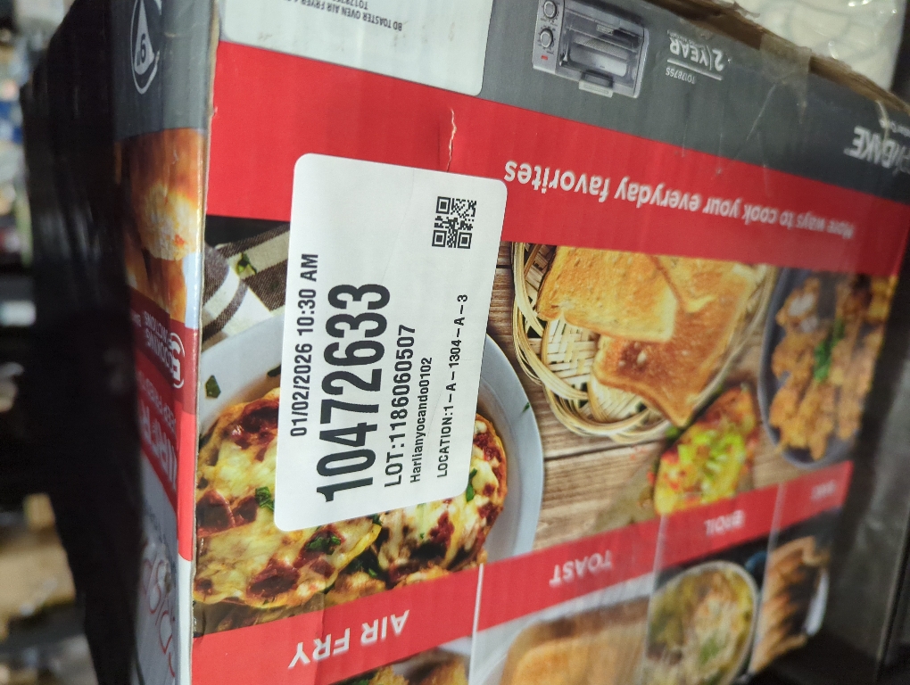 BLACK DECKER 4-Slice Crisp 'N Bake Air Fry Toaster Oven, TO1787SS, 5 Cooking Functions, 30 Minute Timer, Stainless Steel