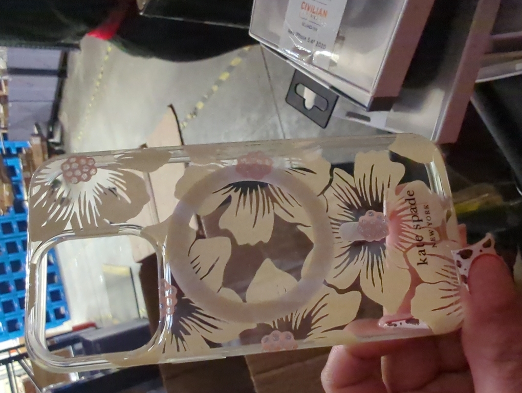 Kate Spade New York iPhone 15 Pro Case, Compatible with MagSafe - Hollyhock Cream