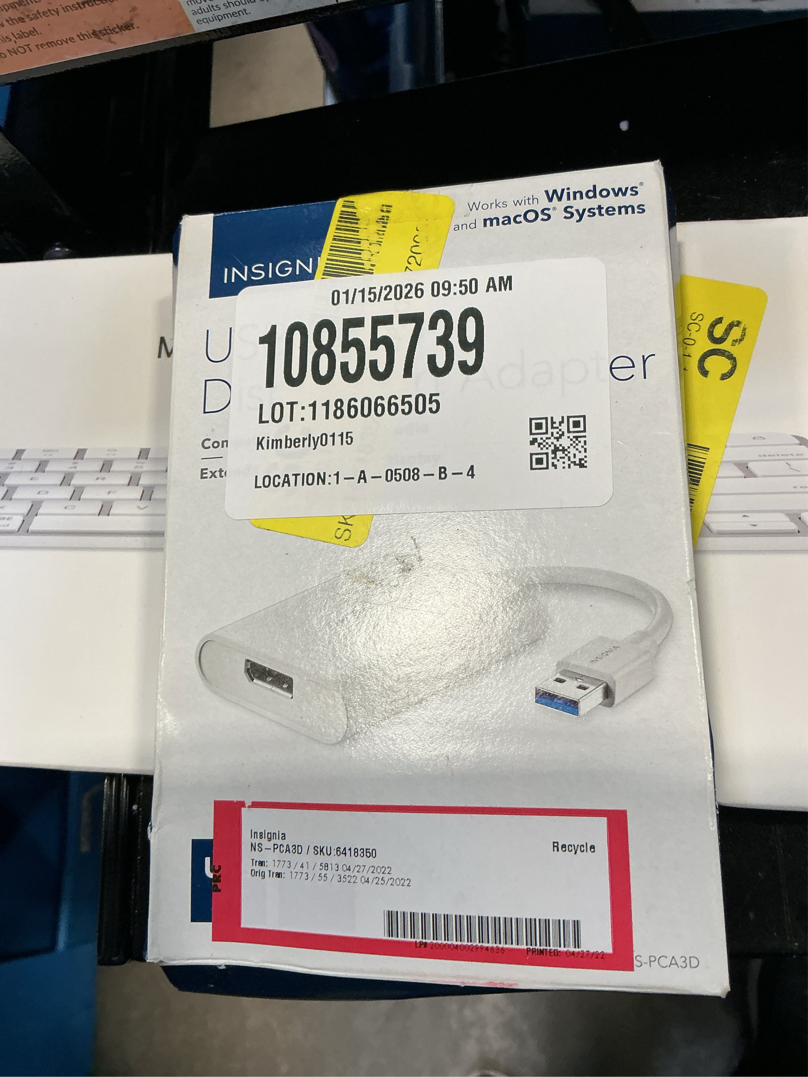 Insignia- USB 3.0 to DisplayPort Adapter - White NEW