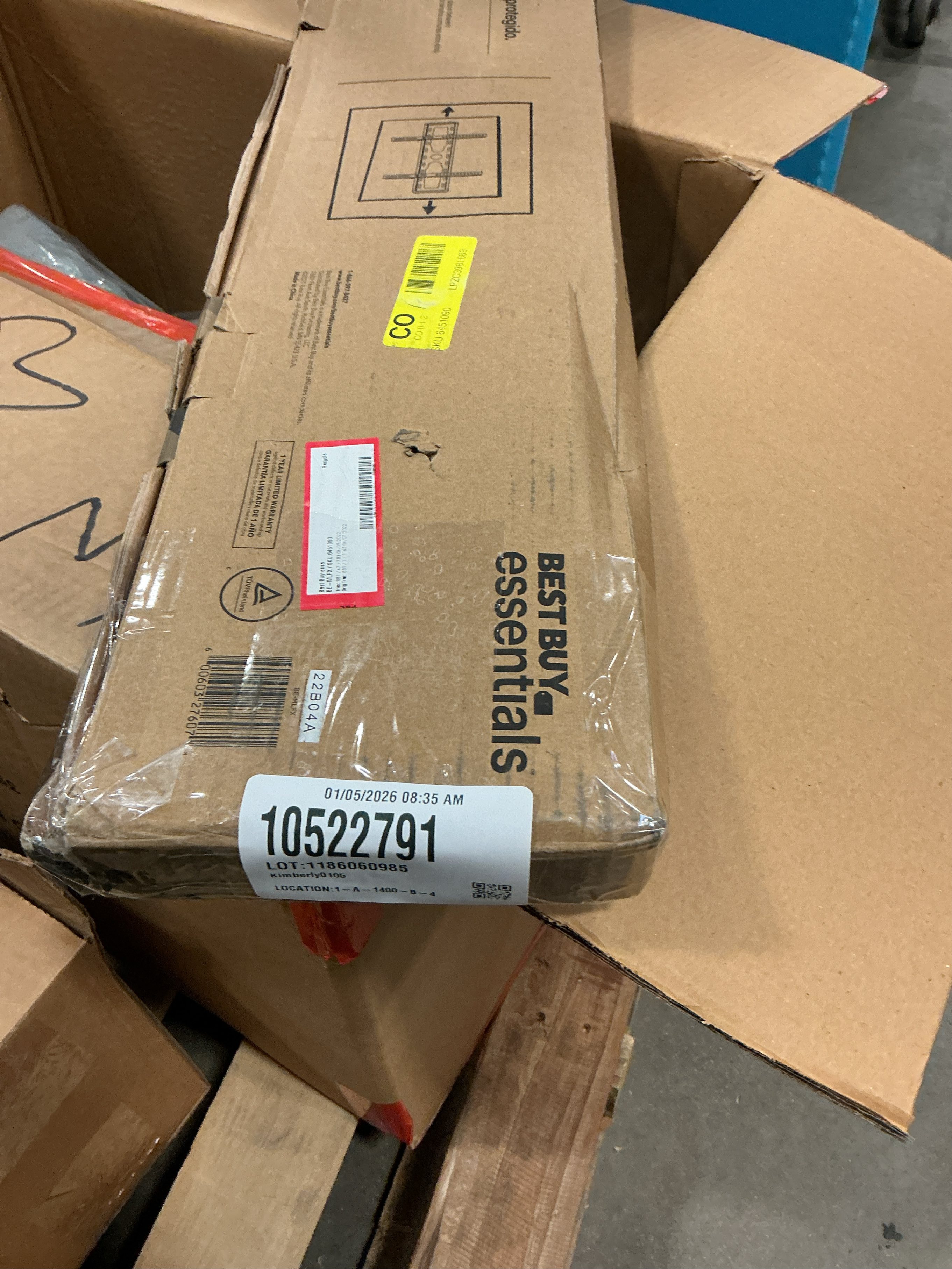 Best Buy Essentials™ - Fixed TV Wall Mount for Most 37–90 TVs - Black