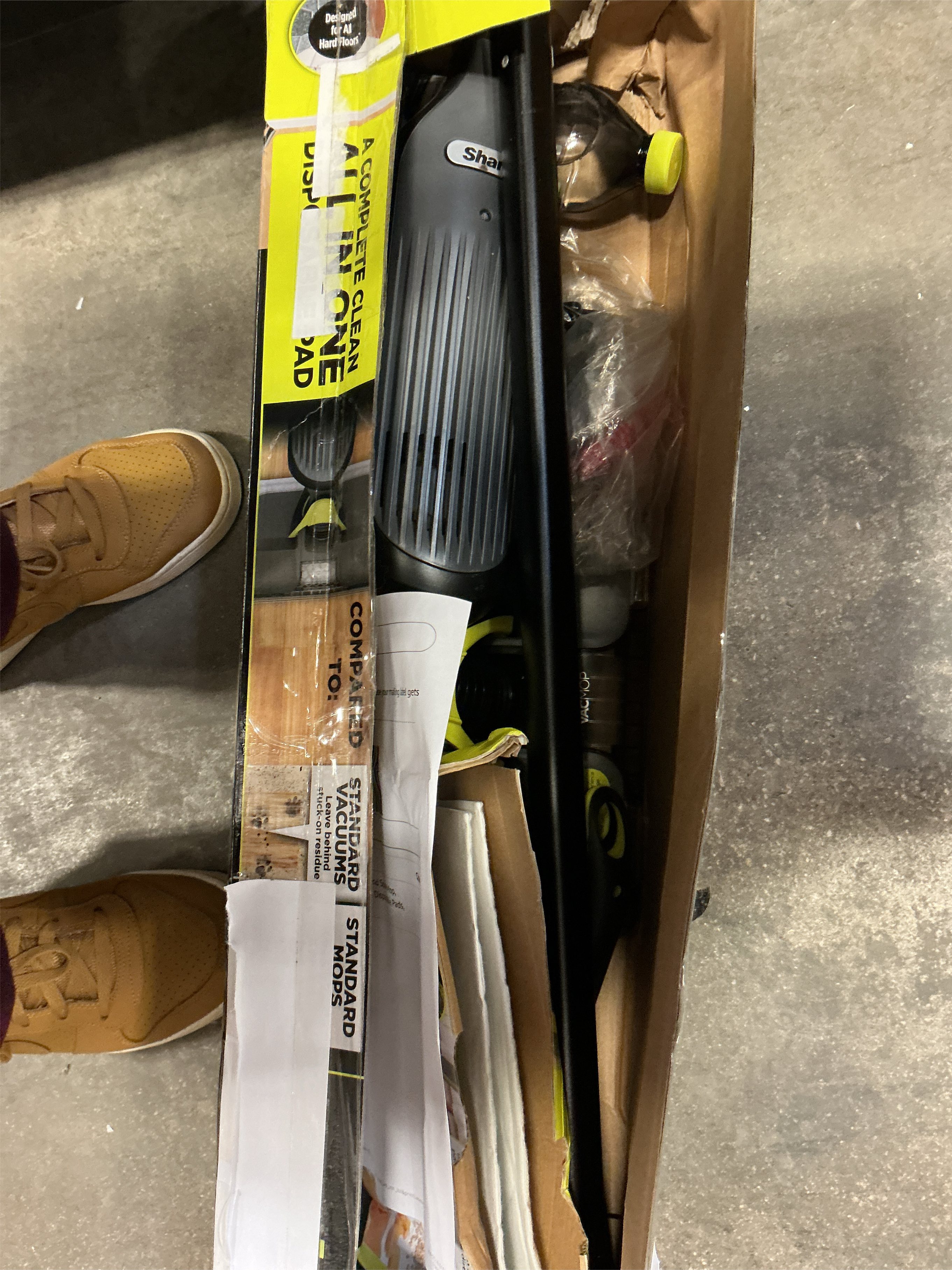 Shark VACMOP™ Pro Cordless Hard Floor Vacuum Mop