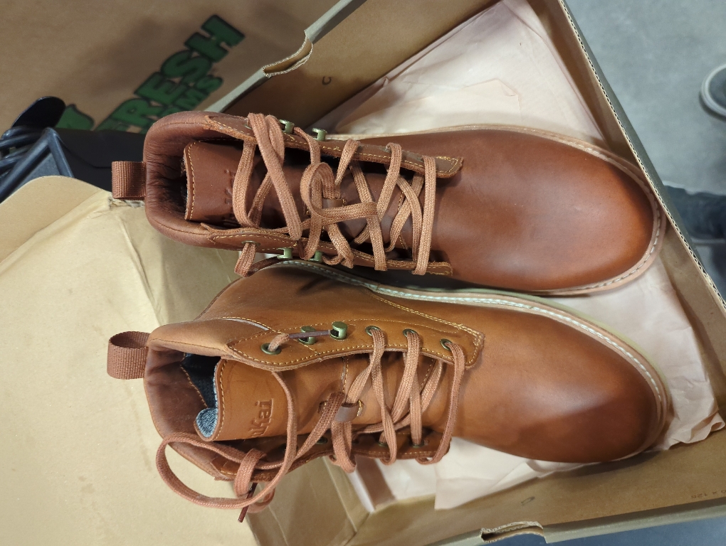 OluKai KilaKila Coconut Husk Mens 10.5