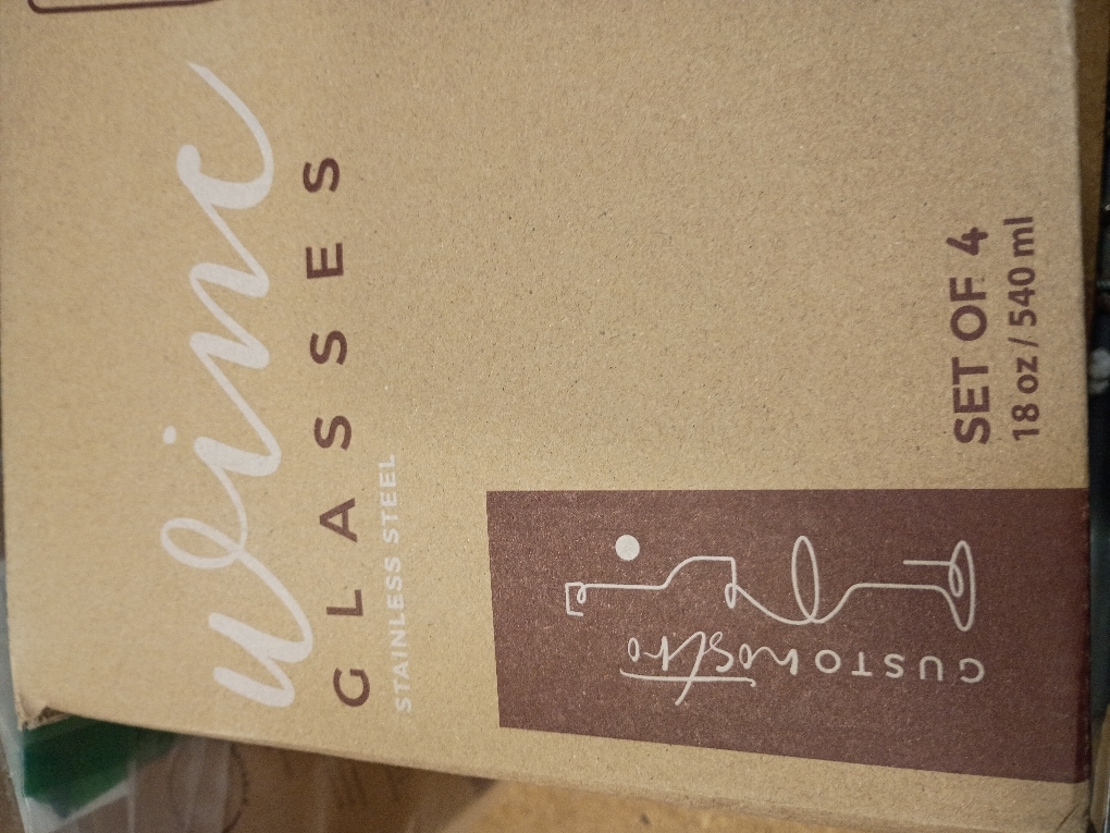 Gusto Nostro Stainless Steel Wine Glass - 18 oz Unbreakable Gold Wine Glasses for Travel, Camping and Pool - Fancy, Unique and Cute Portable Metal Wine Glass for Outdoor Events, Picnics (Set of 4)