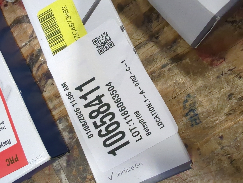 Microsoft Surface 24W Power Supply - 24 W Power Supply Designed for Microsoft Surface Go - Compatible with Surface Pro 3, 4, and 5